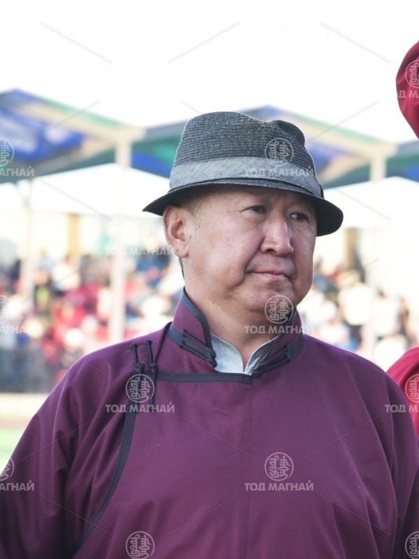 Аймгийн алдарт Отгонбаатар